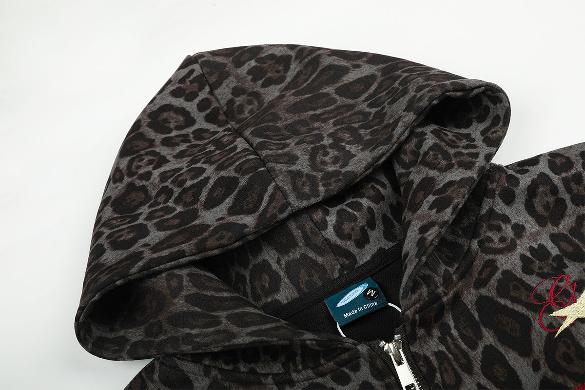 Veste à capuche courte zippée à imprimé léopard