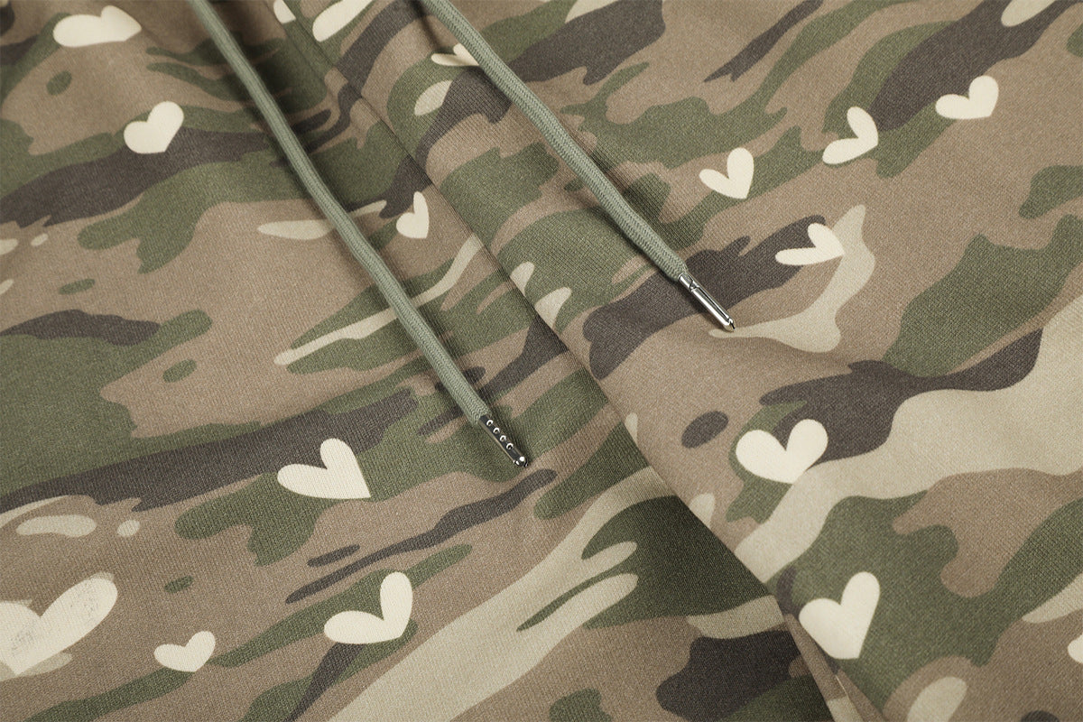 Camo-Wide-Leg-Cargojogginghose mit Herzprint – Relaxed Fit und doppeltem Bund