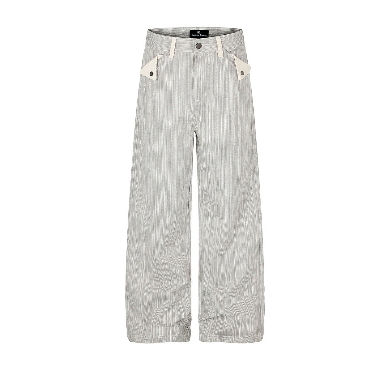 Graue Jeans mit weitem Bein und Nadelstreifen, cremefarbenen Kontrastdruckknopftaschen vorn und Nieten-Patchtaschen hinten, Vorder- und Rückansicht