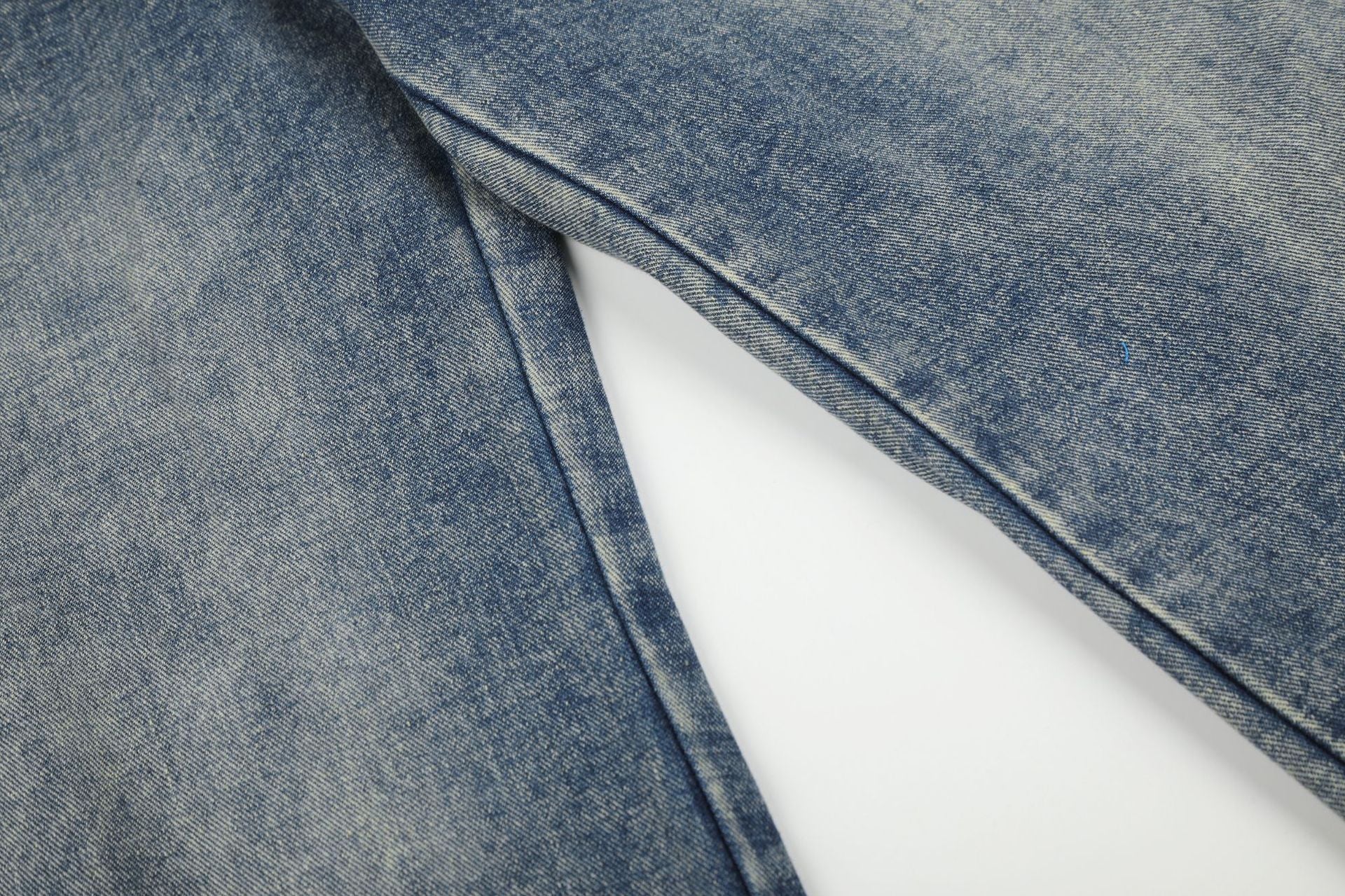 Jean baggy à jambes larges avec poches arrière graphiques – Coupe tonneau oversize