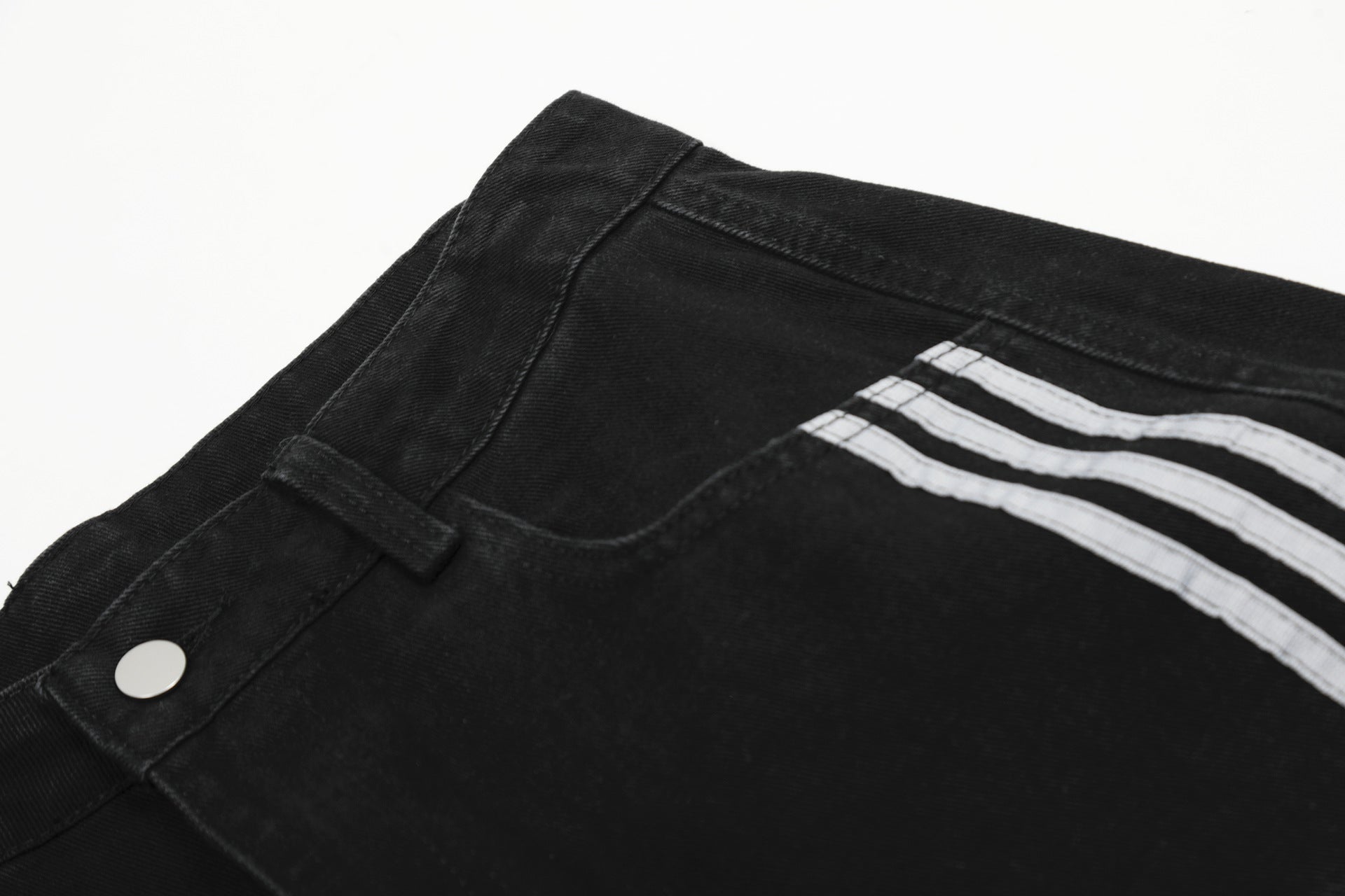 Men's Baggy Wide-Leg Jeans with Triple Stripe Detail – Washed Denim