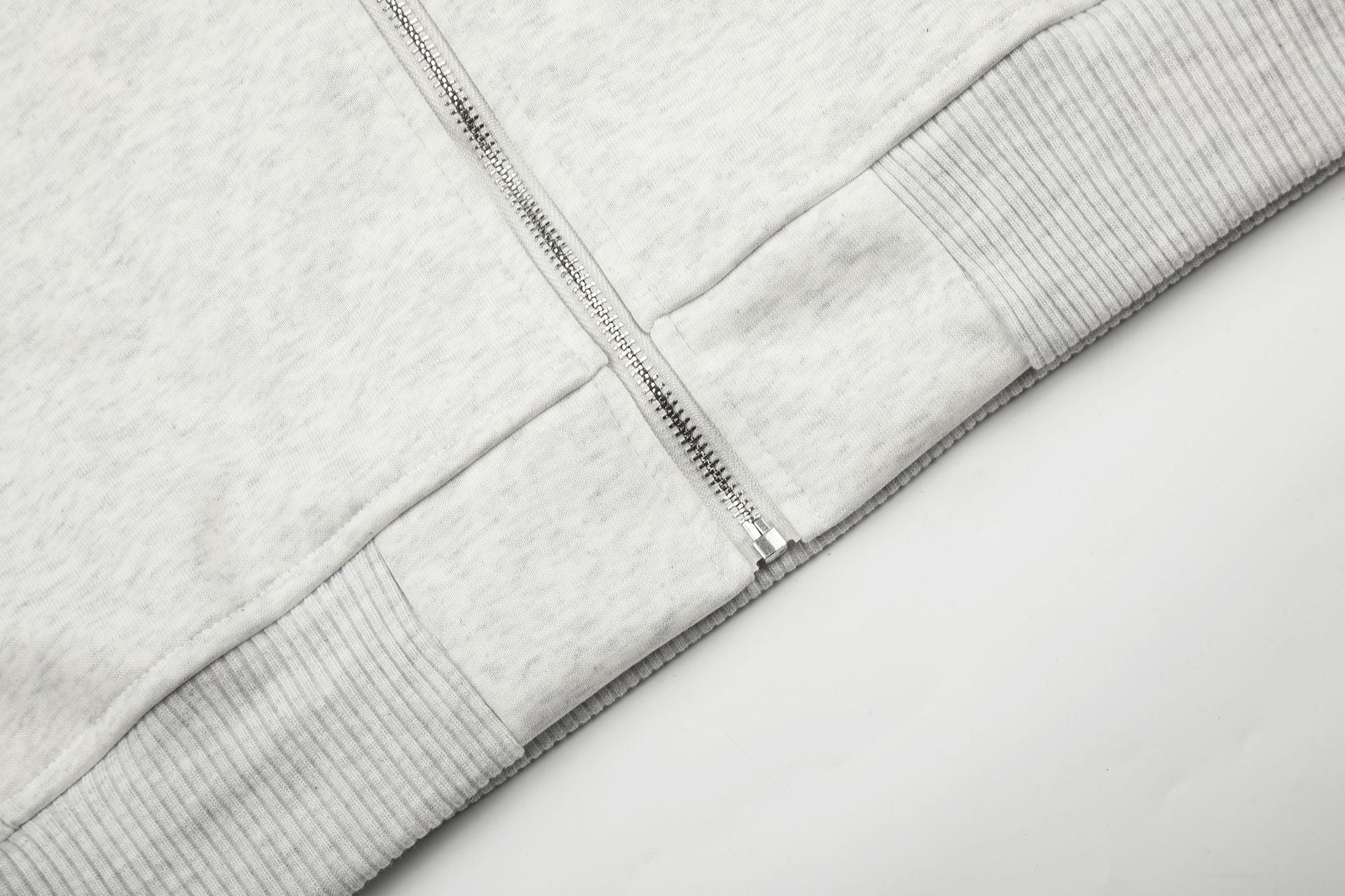 Sweat à capuche zippé à motif chat avec bordure en fausse fourrure
