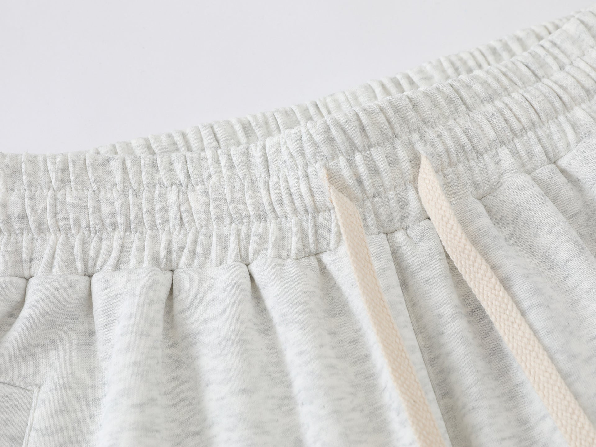 Pantalon de survêtement à jambes larges avec graphisme croix gothique – Jogger droit en molleton
