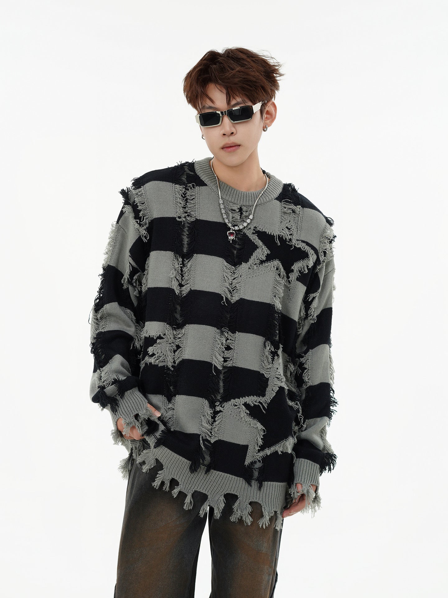 Pull oversize en maille rayée à étoiles délavée – Col rond à franges