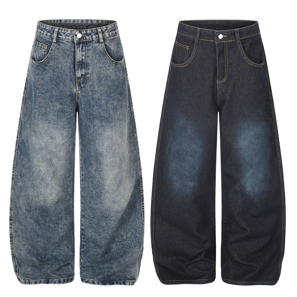 Jean homme oversize à jambes larges, délavé bleu et indigo foncé, poches arrière graphiques et surpiqûres dorées
