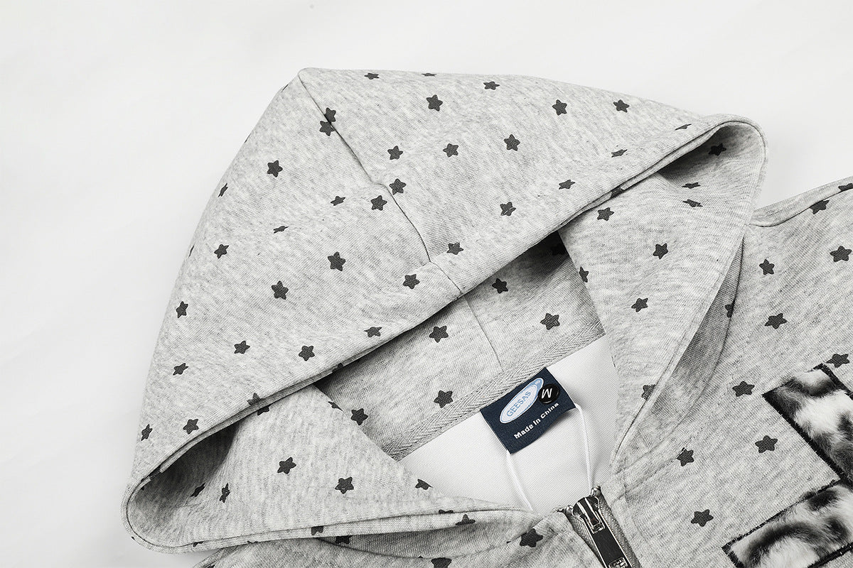 Sweat à capuche zippé court à motif étoiles et croix