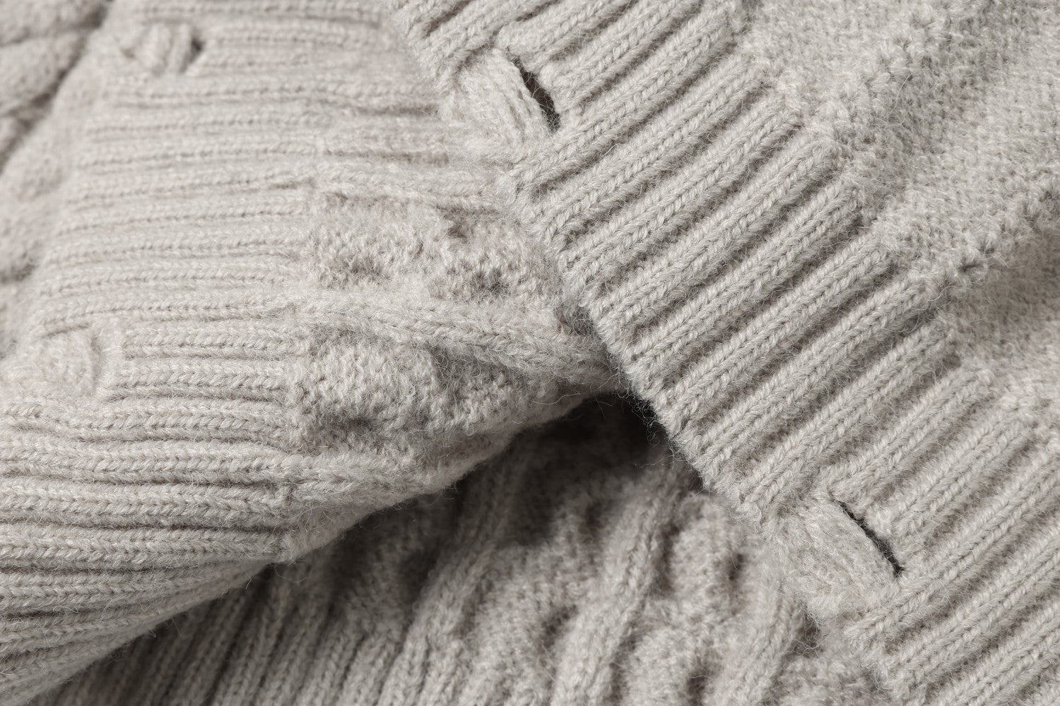 Cable Knit Zip-Up Hoodie Sweater – Irregular Twist Pattern Cardigan