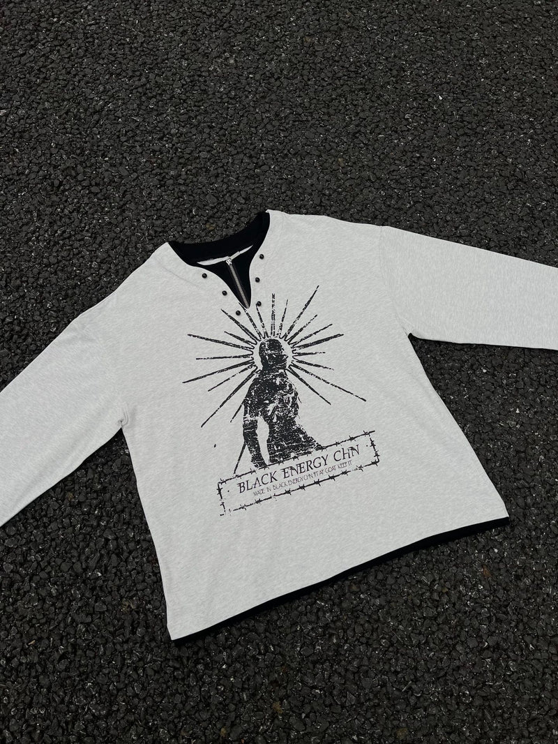T-shirt graphique manches longues avec col zippé à rivets – Imprimé Black Energy CHN