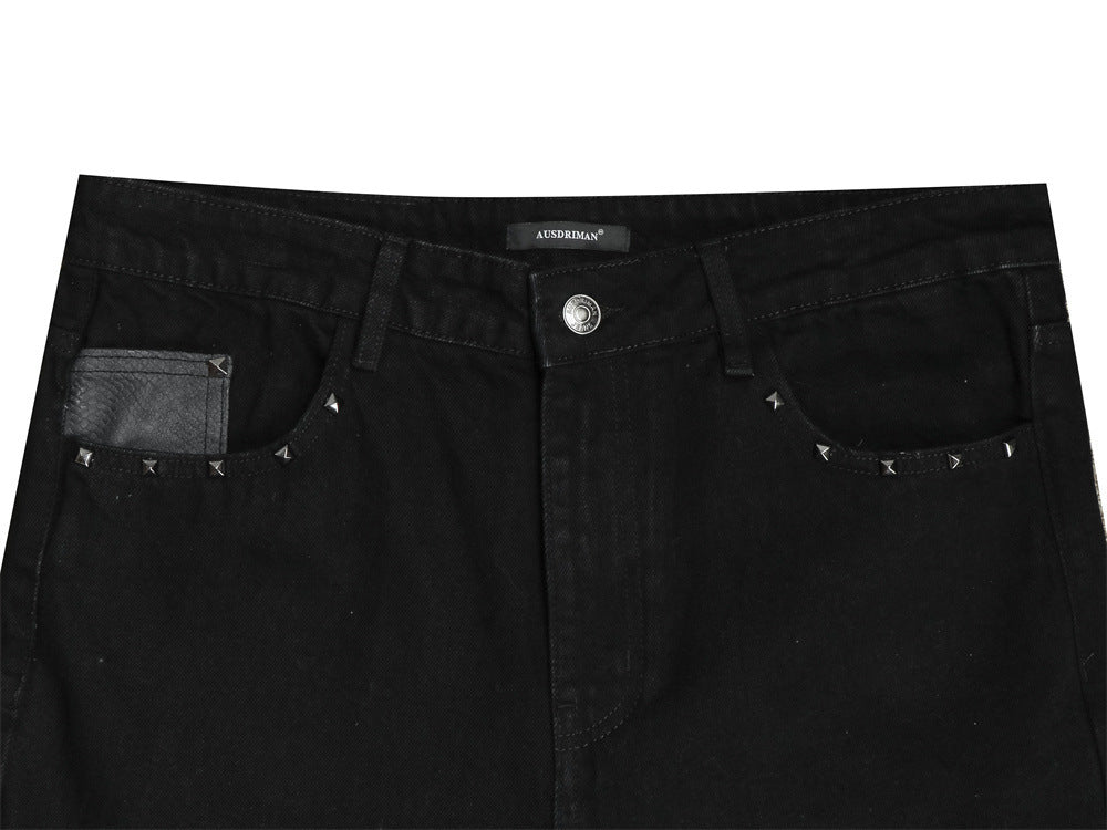 Jean flare noir homme avec détails cloutés et poches arrière en similicuir PU