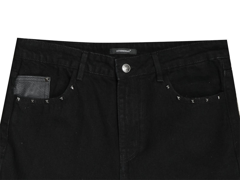 Jean flare noir homme avec détails cloutés et poches arrière en similicuir PU