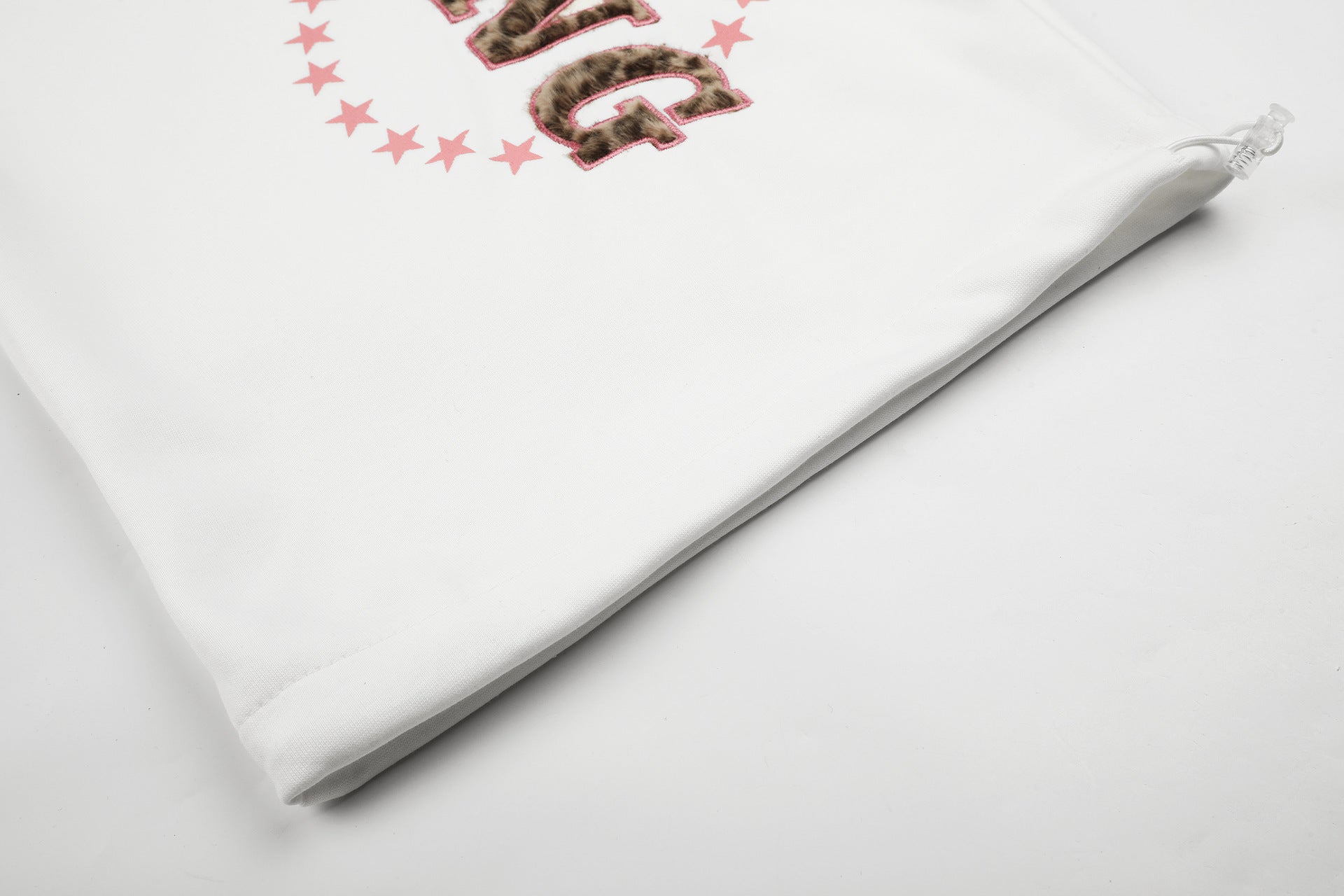 Wide-Leg Sweatpants with Star & Leopard Letter Graphic – Streetwear Joggers
