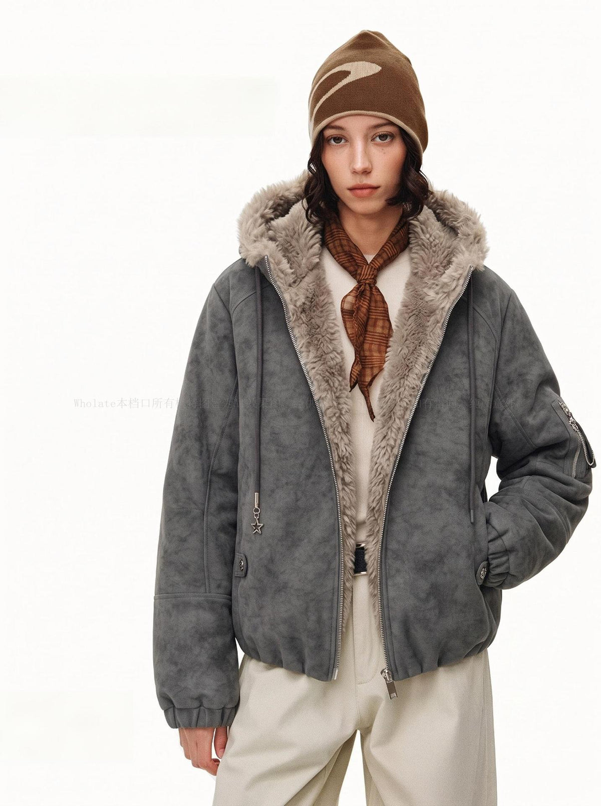 Veste bomber à capuche – Similicuir effet usé, col en fausse fourrure et garnissage matelassé