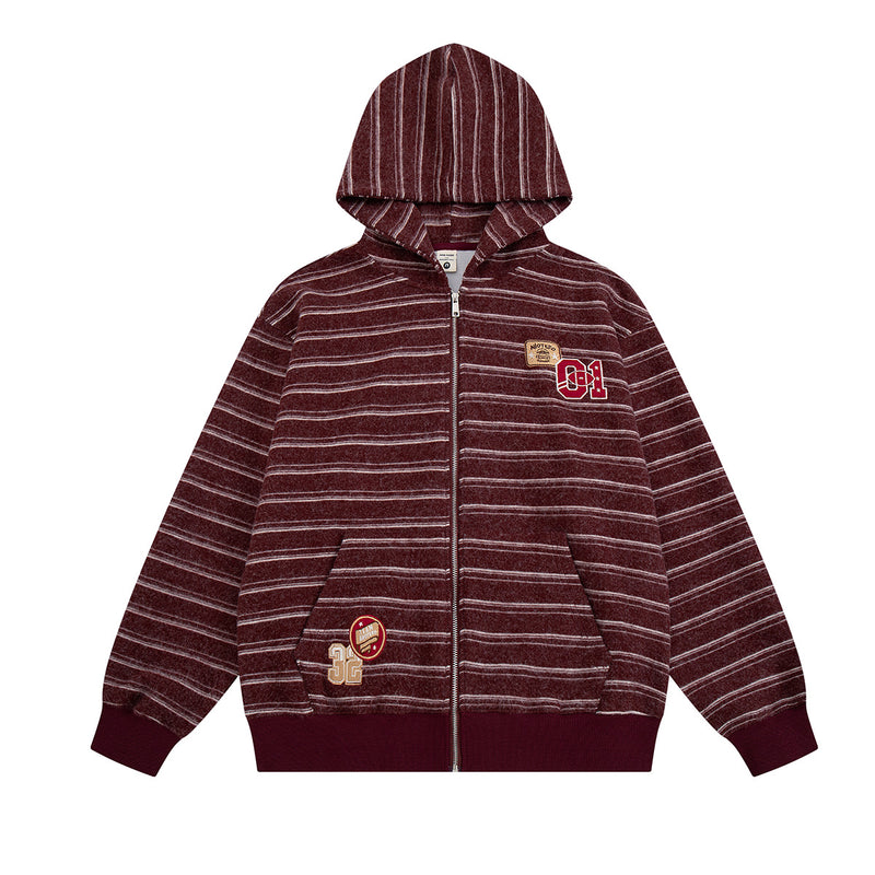 Sudadera con capucha extragrande de rayas y cremallera, con parches varsity bordados, en color burdeos, vista delantera