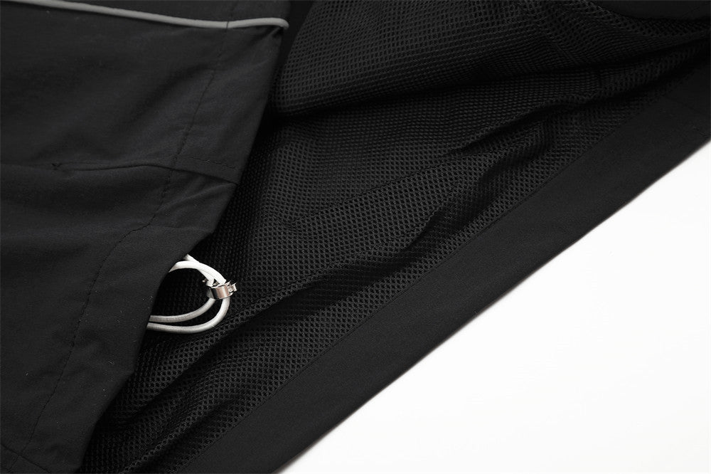 Veste de survêtement noire avec imprimé licorne ailée et motif graphique numéro 66