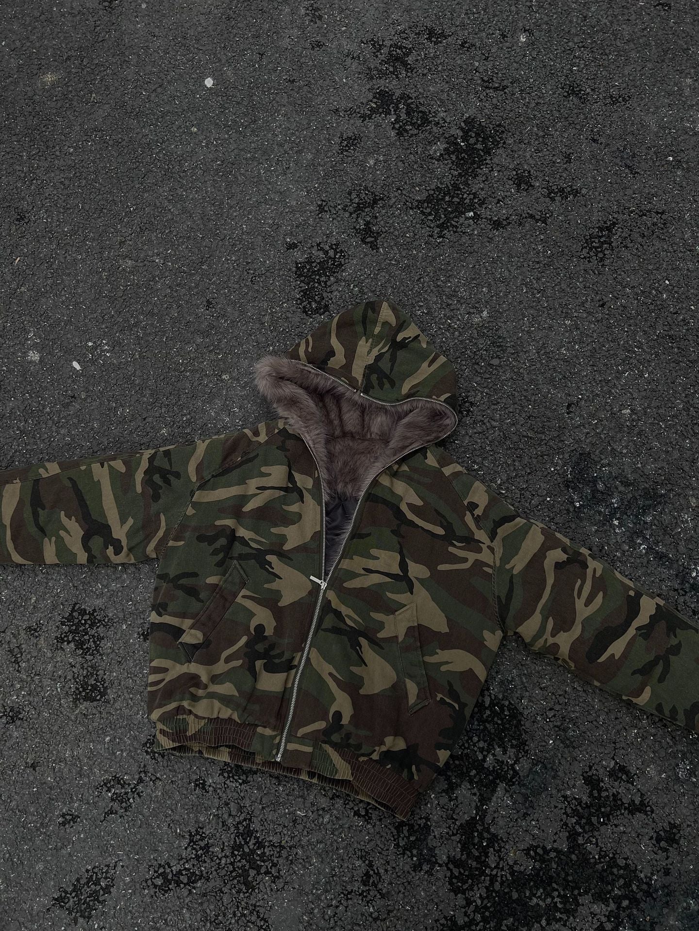 Blouson bomber homme camouflage doublé en fausse fourrure avec capuche