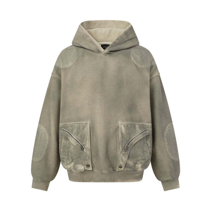 Oversized-Waffelstrick-Hoodie mit dekonstruierter Utility-Reißverschlusstaschen-Optik & Veloursleder