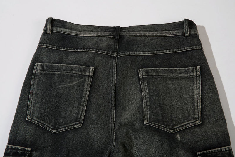Wide-Leg Cargo Jeans with Barbed Wire Embroidery – Baggy Streetwear Denim