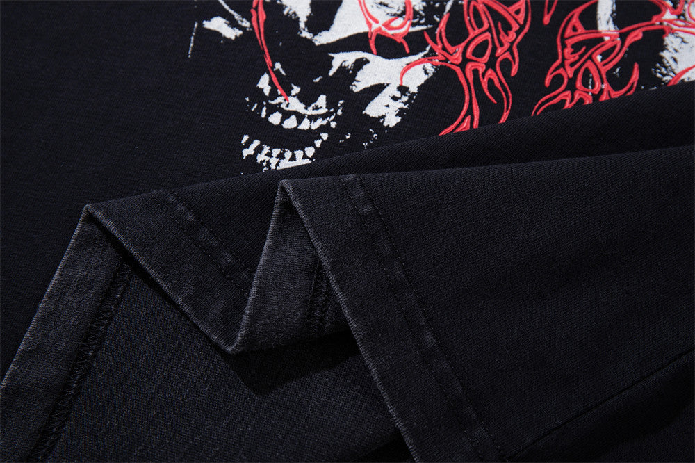 Herren-Langarmshirt mit dunkler Graphic – Skull- und Tribal-Print aus gewaschener Baumwolle