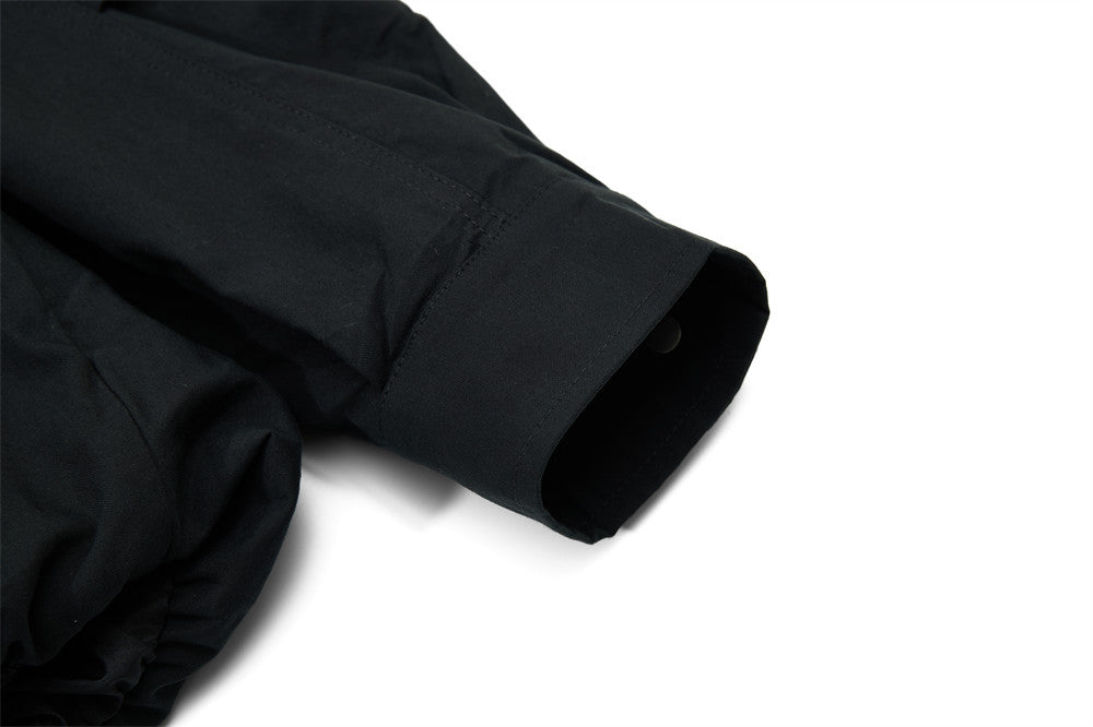 Oversize-Herrenhemdjacke mit plissierten Ärmeln und Druckknöpfen