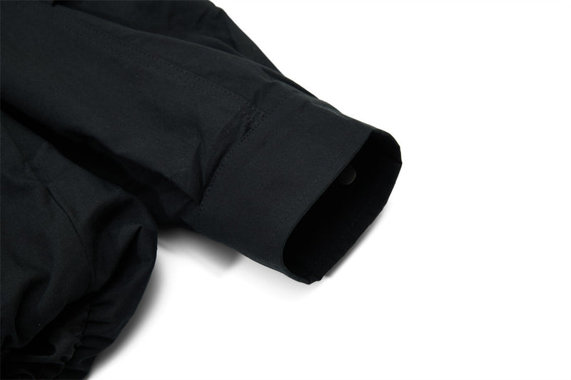 Oversize-Herrenhemdjacke mit plissierten Ärmeln und Druckknöpfen