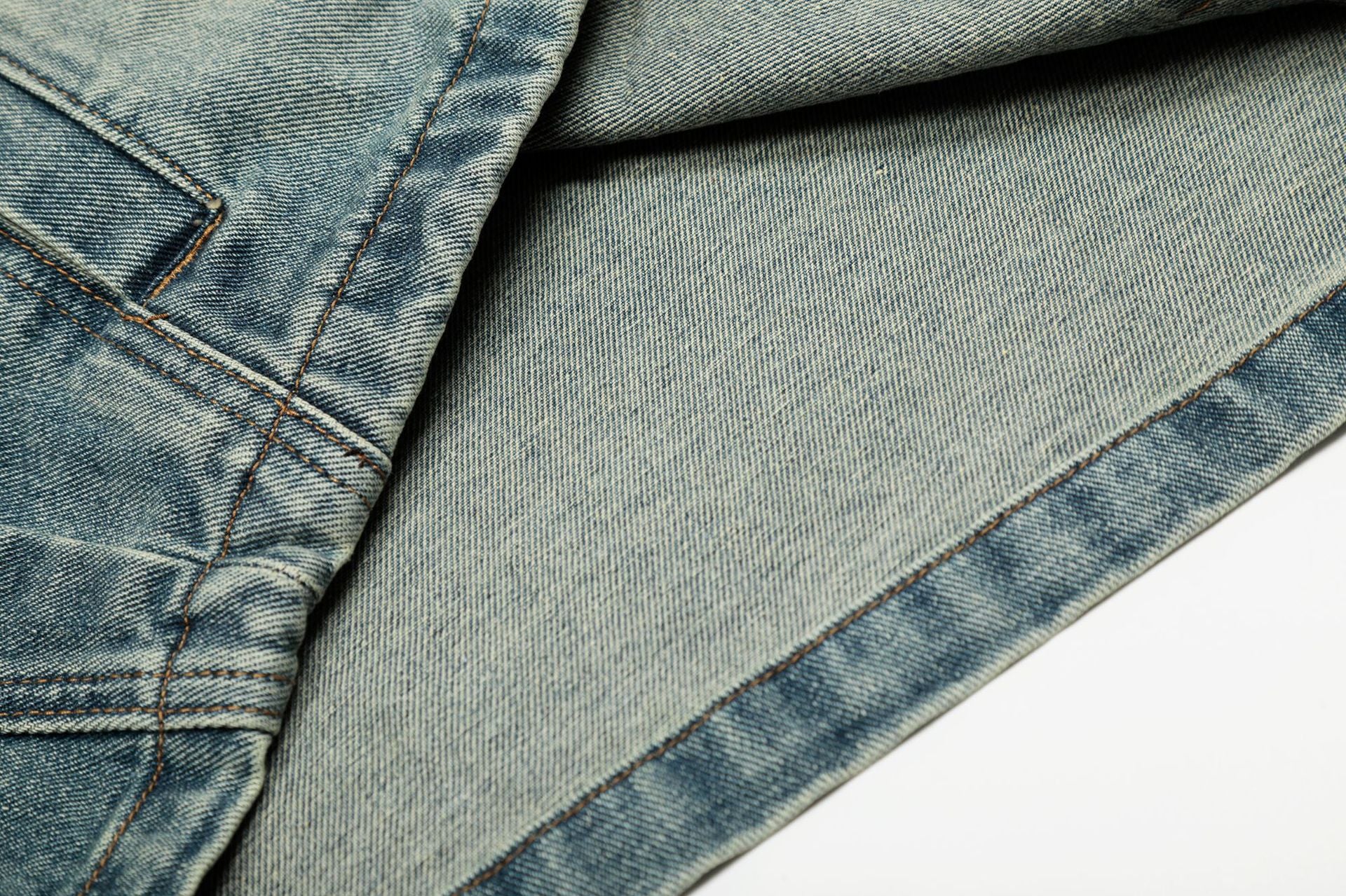Light Wash Denim Jacket – Zip-Up Boxy Fit with Distressed Wash Detail