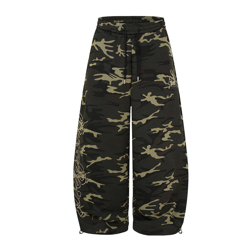 Zip-Hoodie mit Drachenemblem – Oversized Streetwear in Camo & Schwarz