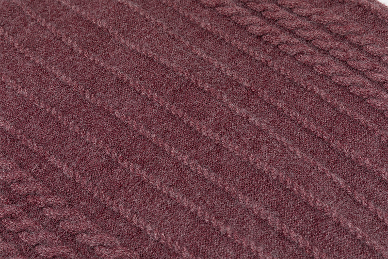 Pull col roulé en maille torsadée avec détail boutonné en diagonale