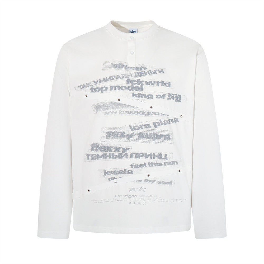 Herren-Langarm-Henley mit Schriftprint und Nieten – unregelmäßige Einsätze