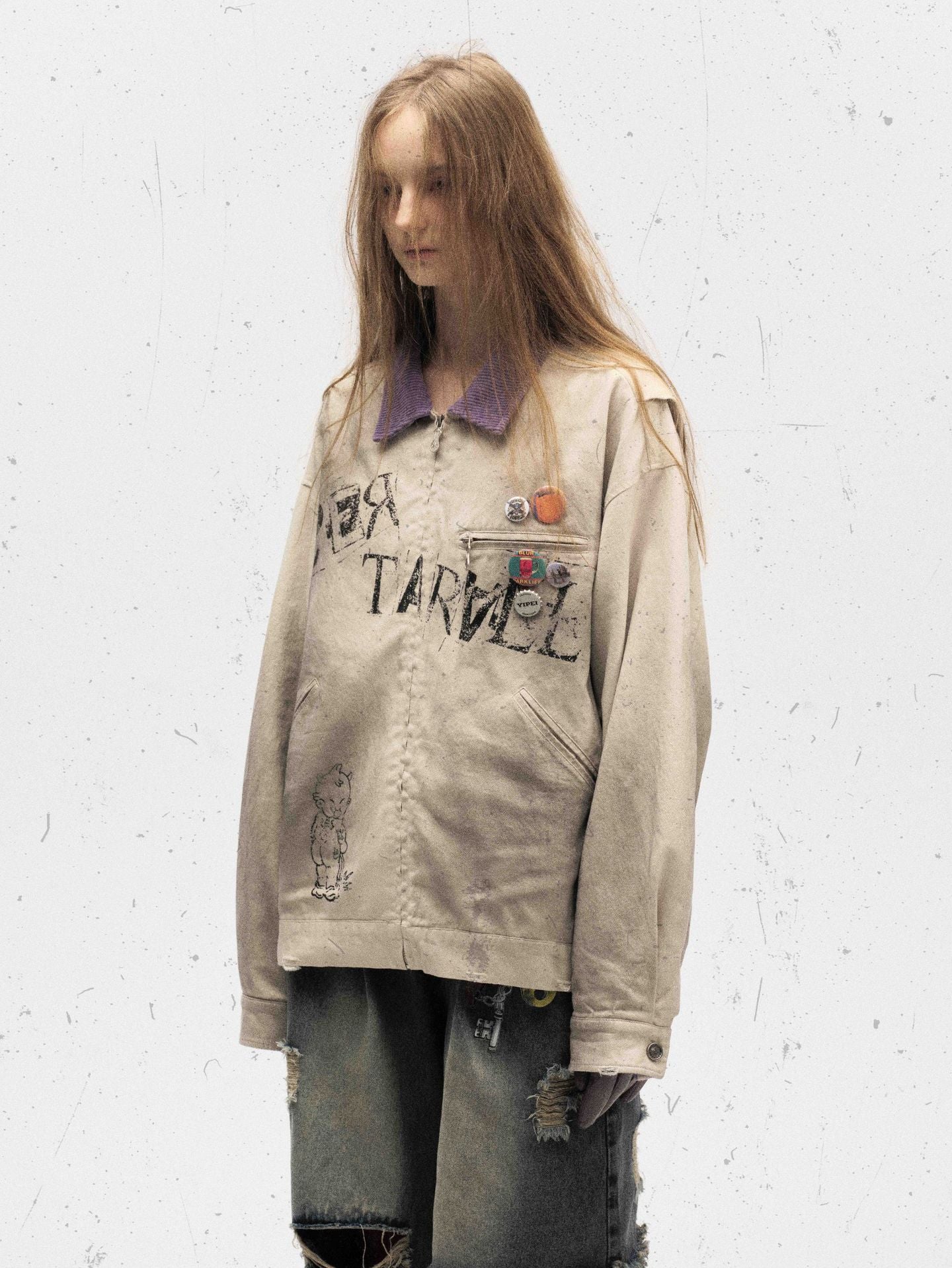Veste zippée à imprimé graphique – Coton délavé effet usé, col violet et badge