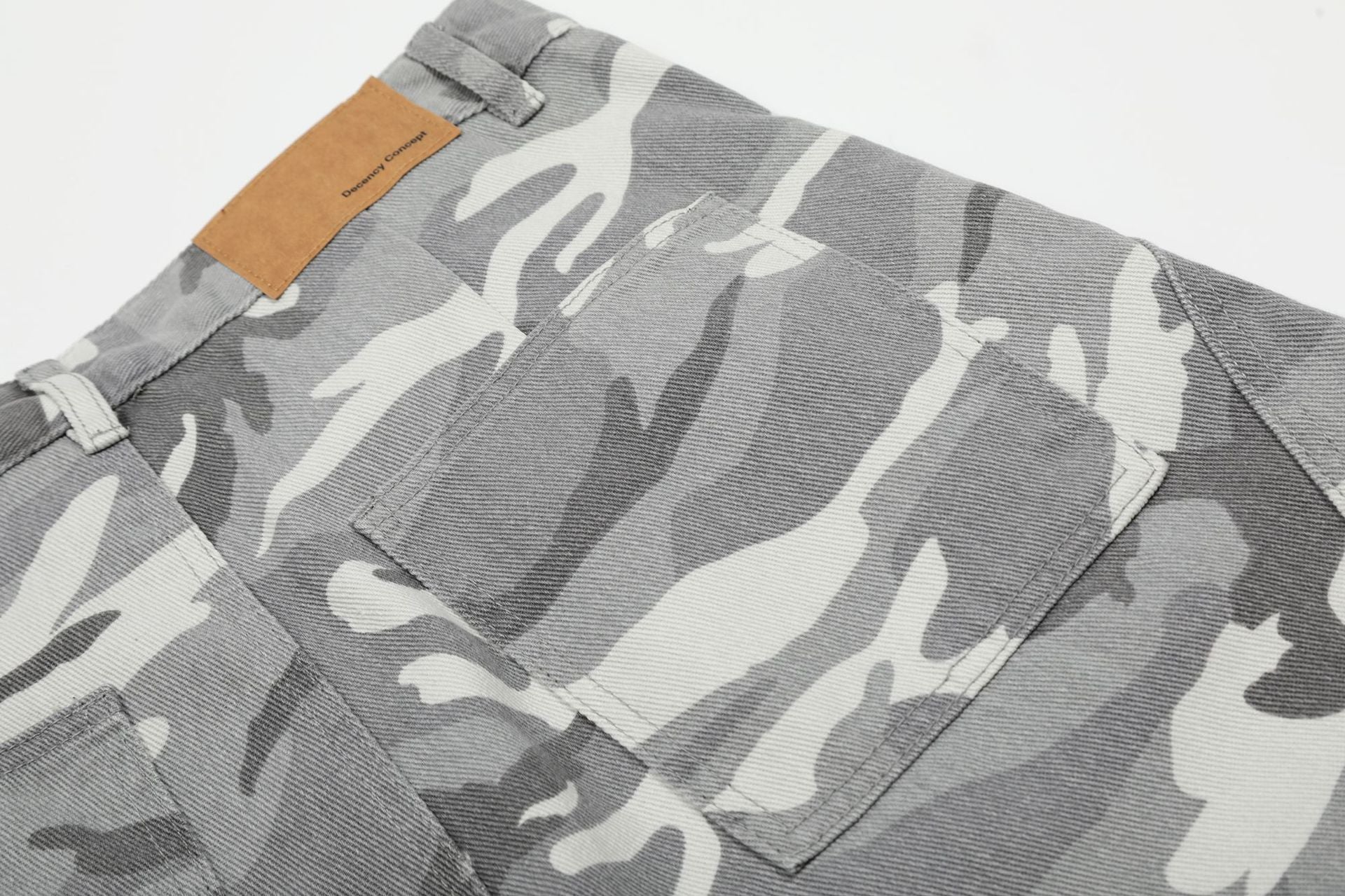Wide-Leg-Cargohose – Baggy-Fit in Grey-Camo mit mehreren Taschen