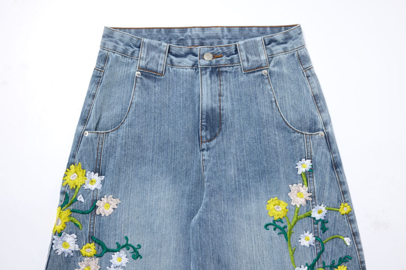 Floral Embroidered Wide-Leg Jeans – Men's Barrel Fit Washed Denim