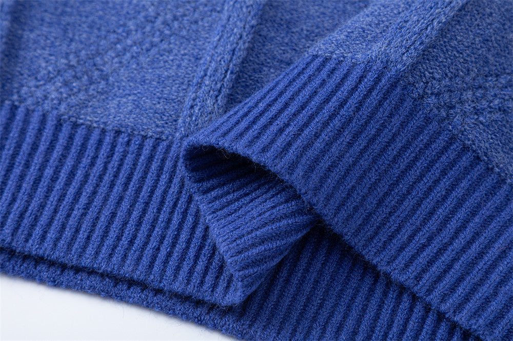 Men's Relaxed-Fit Crewneck Pullover Sweater with Diamond Cable Knit Texture