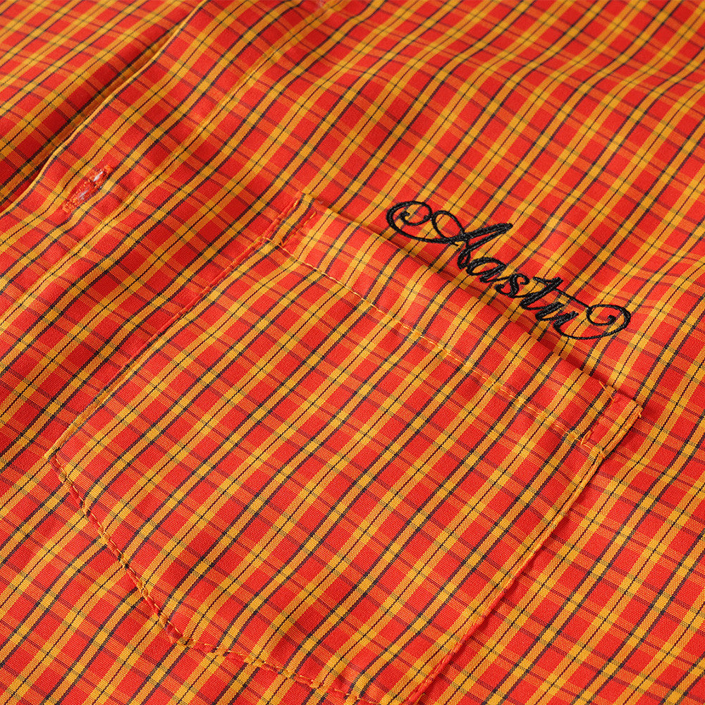 Men's Oversized Plaid Long-Sleeve Button-Up Shirt with Embroidered Chest Pocket