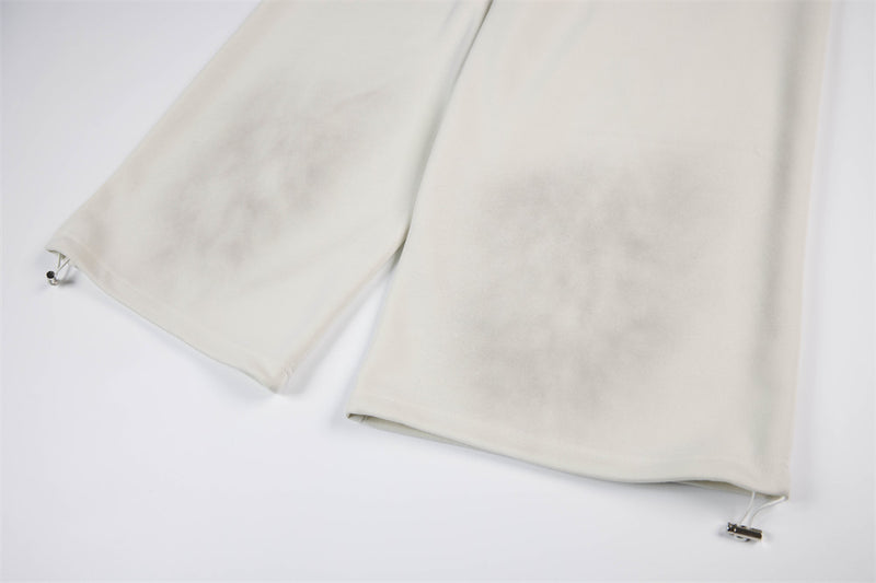 Pantalon de survêtement à jambes larges motif baroque – Imprimé usé, ceinture à étoiles