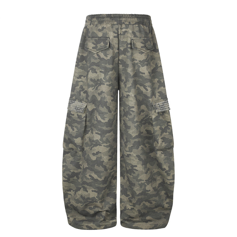 Men's Camo Wide-Leg Cargo Pants with Rhinestone Letters & Multi-Pocket Design