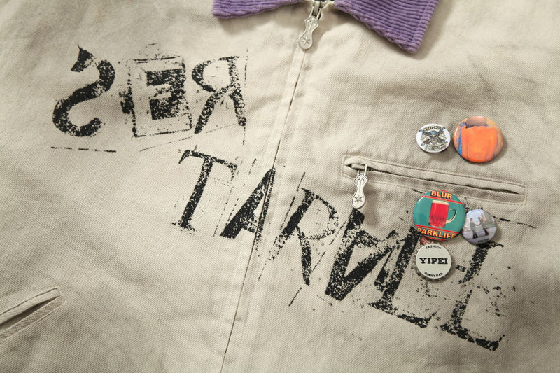 Veste zippée à imprimé graphique – Coton délavé effet usé, col violet et badge