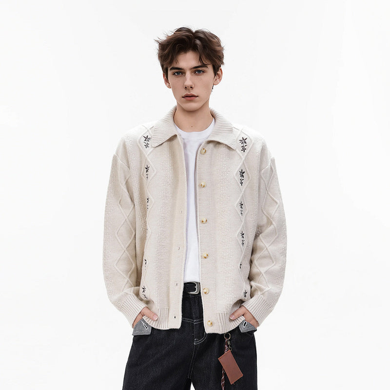 Cardigan en maille brodé de fleurs – Jacquard losanges boutonné