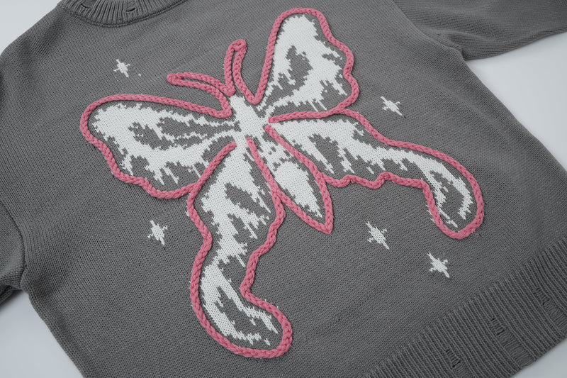 Pull en maille jacquard papillon – Col rond oversize avec broderie rose façon corde