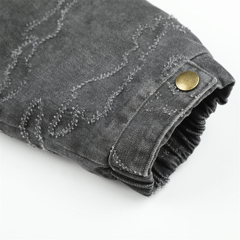Gewaschene Denim-Pufferjacke mit Kapuze und Kunstfellbesatz – Used-Camo-Stitching