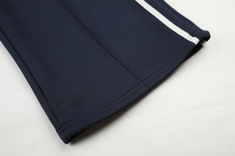 Pantalon de survêtement wide leg à liseré ondulé – Coupe droite décontractée