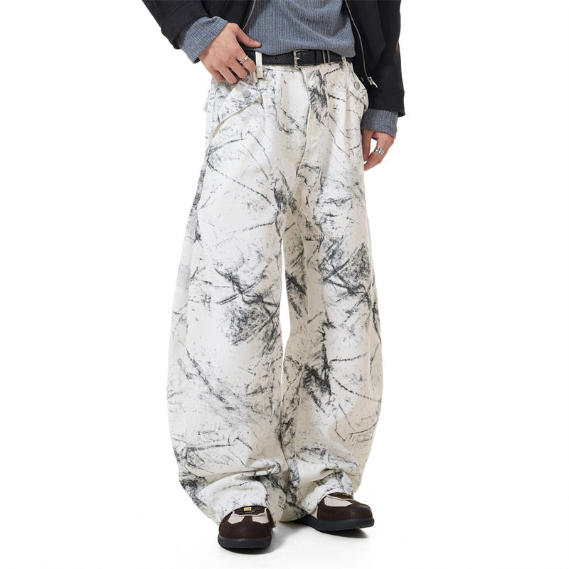 Hose mit weitem, geschwungenem Bein – Ink-Wash-Print, Falten und lockere Baggy-Passform