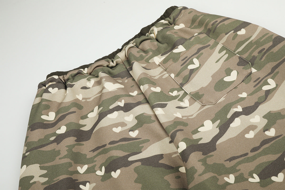 Camo-Wide-Leg-Cargojogginghose mit Herzprint – Relaxed Fit und doppeltem Bund