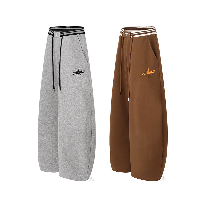 Jogginghose mit weitem Bein und gestreiftem Kontrastbund – Fleecehose mit Relaxed Fit