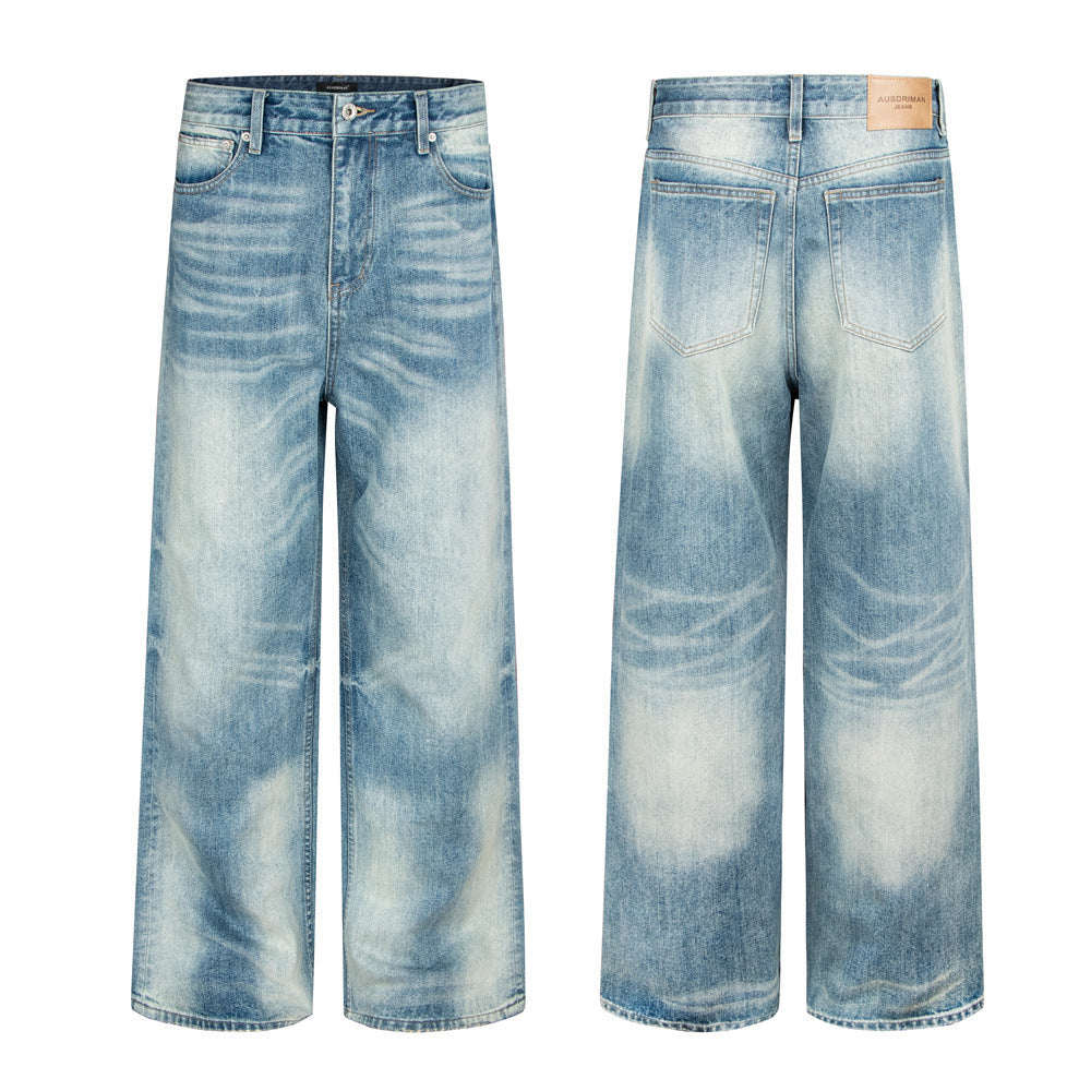 Baggy-Herrenjeans mit weitem Bein aus verwaschenem Denim in Gletscherblau, Vorder- und Rückansicht mit Cloud-Bleach-Used-Effekten und weitem geradem Bein