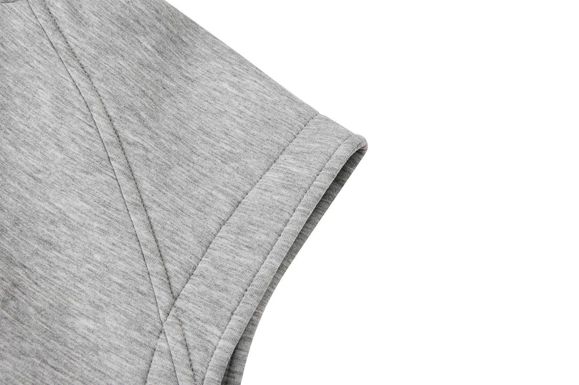 Gilet sweat à capuche sans manches zippé avec détails rivetés