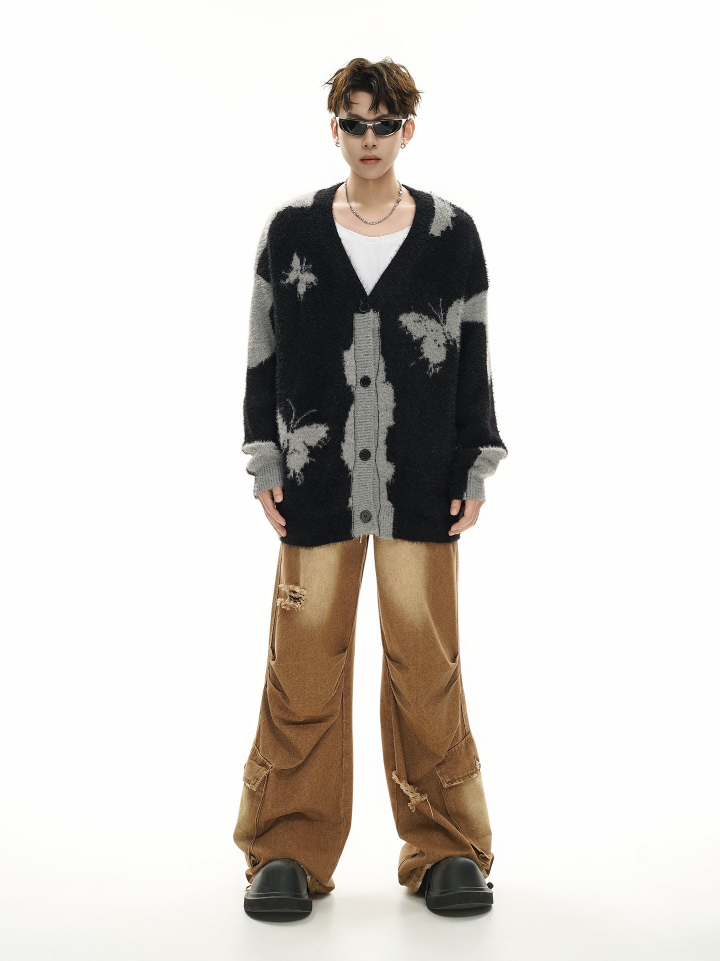 Gilet cardigan en maille jacquard papillon – Col V oversize, maille couple