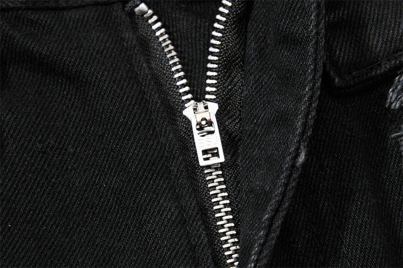 Black Wide-Leg Deconstructed Jeans – Zipper Detail & Raw-Edge Patchwork