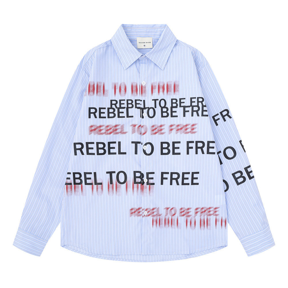 Gestreiftes Herrenhemd mit Knopfleiste und "Rebel To Be Free"-Print, lässige Passform