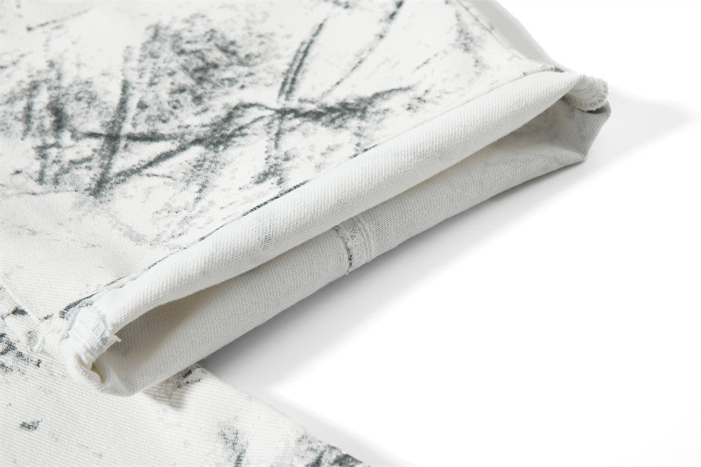 Hose mit weitem, geschwungenem Bein – Ink-Wash-Print, Falten und lockere Baggy-Passform