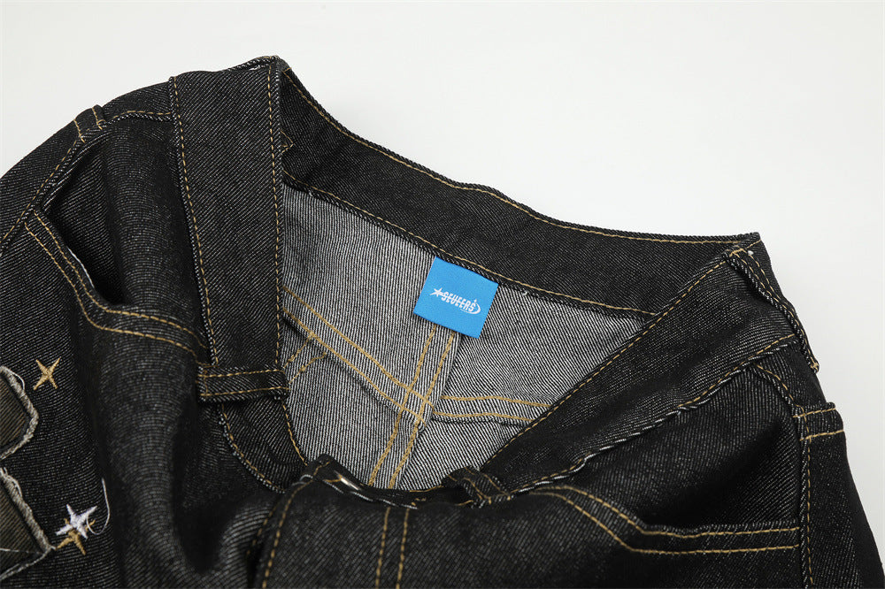 Wide-Leg Barrel Jeans – Dark Black Denim with Camo Pocket & Embroidered Graphic